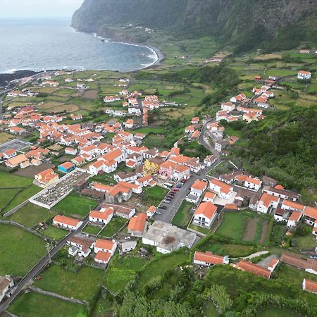 Ostello The Pink House Faja Grande Esterno foto