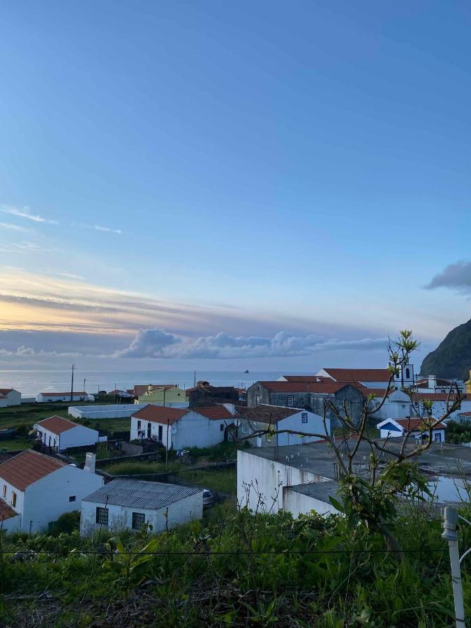 Ostello The Pink House Faja Grande Esterno foto